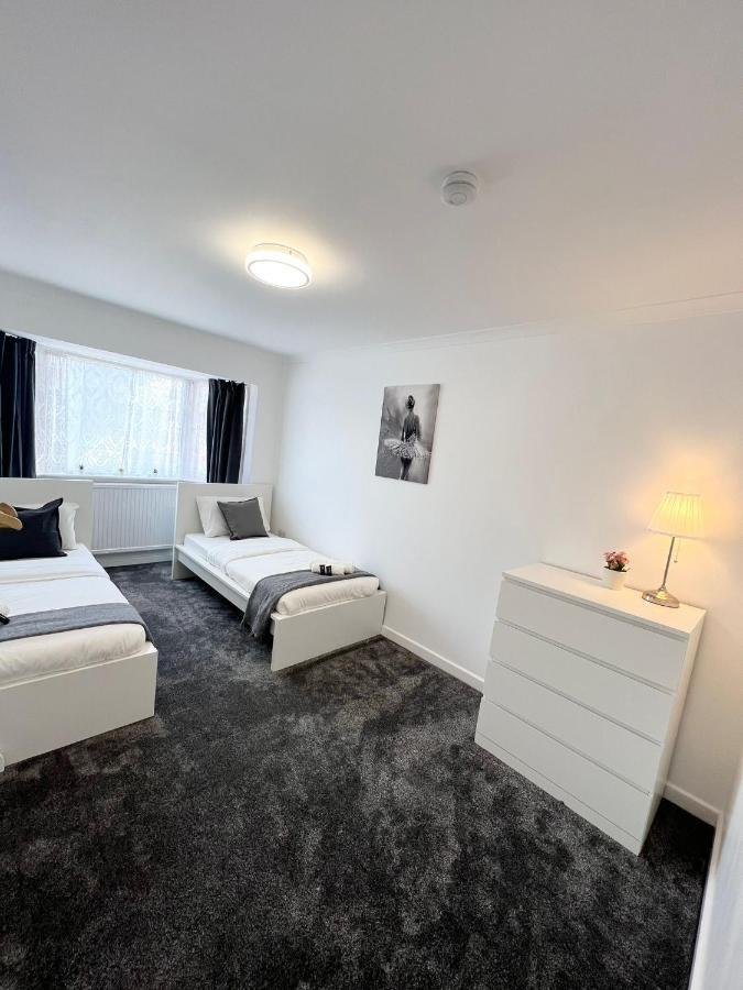 Stunning Flat In Greater London Hotel Ngoại thất bức ảnh
